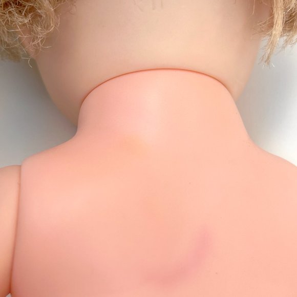 Vintage 60s Vinyl 12" Toddler Doll Marked K11 ~ Strawberry Blond Hair Aqua Eyes - Picture 9 of 10